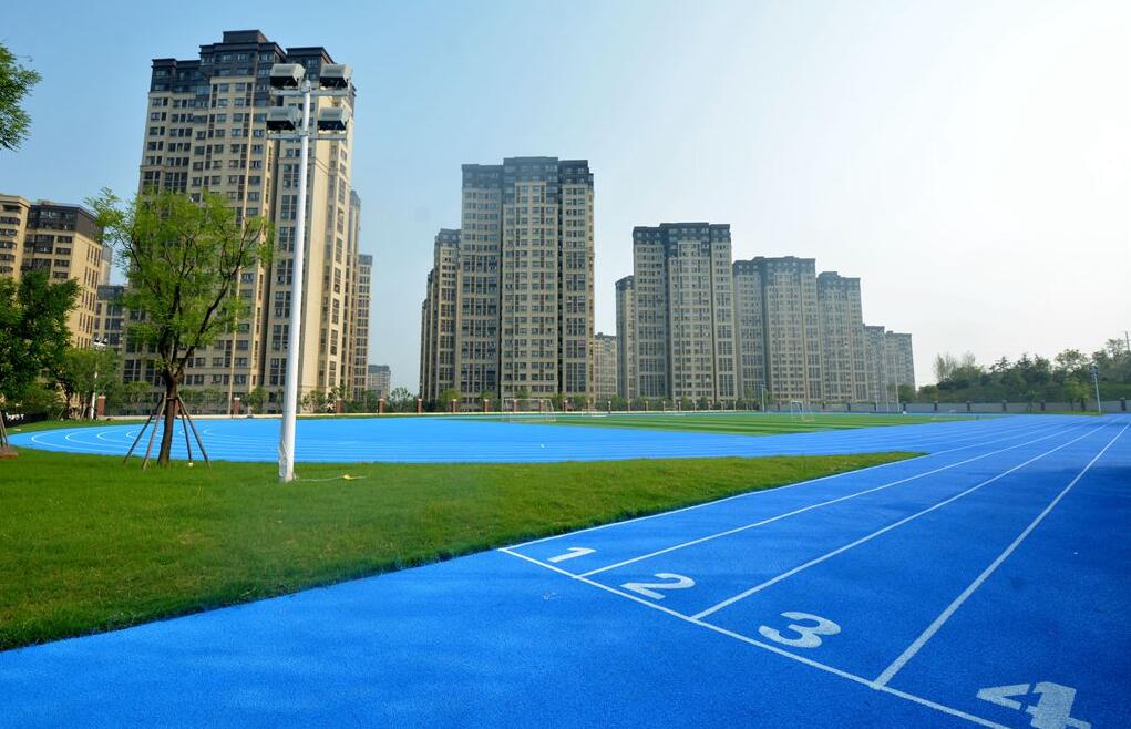 深圳塑膠跑道施工報(bào)價
