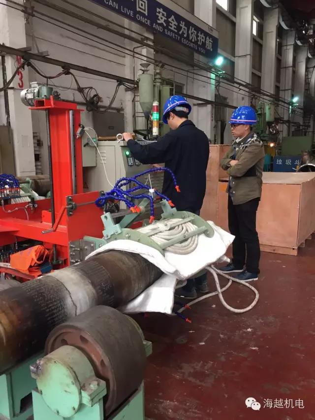 海越中頻高頻電磁感應(yīng)加熱設(shè)備在不同的行業(yè)、不同的工件、不同的工藝要求的應(yīng)用現(xiàn)場圖